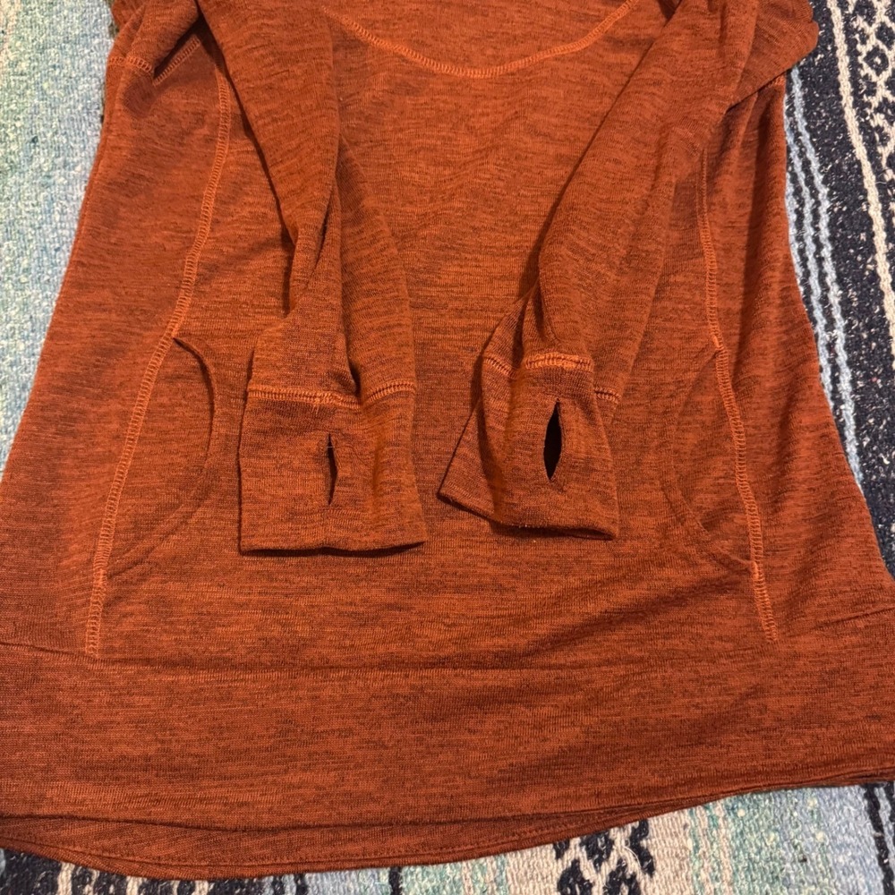 Kuhl Lea Cowl Neck Pullover Burnt Orange Heather Thumbholes Womens Small - Picture 5 of 10